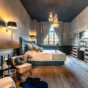 Bed & Breakfast Castelsuites, Bruges